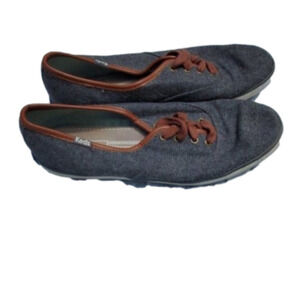 KEDS gray felt with brown lining and lace